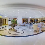 Justiniano Deluxe 欧库卡拉