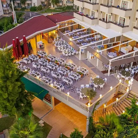 Justiniano Deluxe オクルカラール