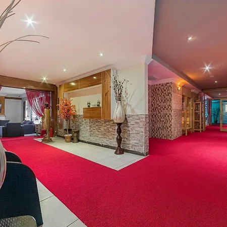 Hotel Justiniano Deluxe Okurcalar