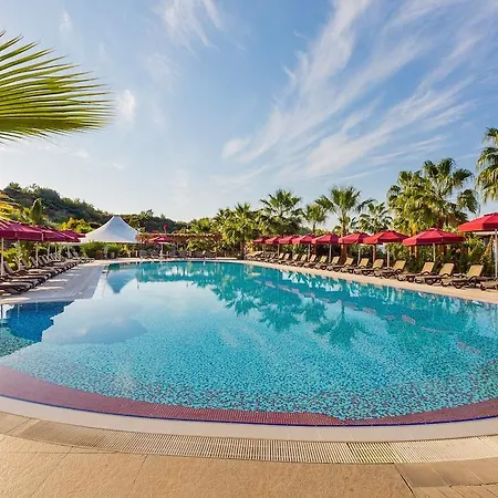 Justiniano Deluxe Hotel Okurcalar