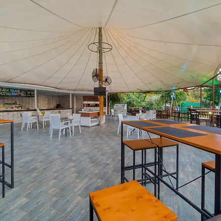 ホテル Justiniano Deluxe