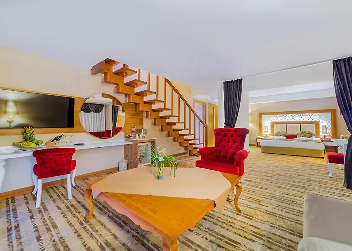 Hotel Justiniano Deluxe Okurcalar