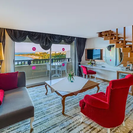 Justiniano Deluxe Hotel