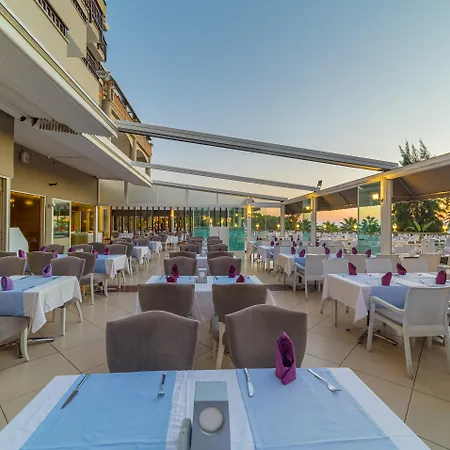 Justiniano Deluxe Hotell 5*