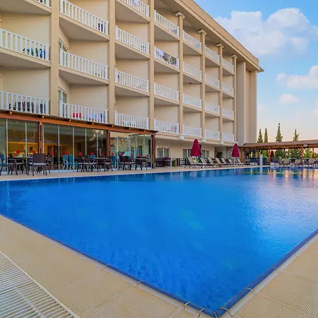 Justiniano Deluxe Hotell 5*