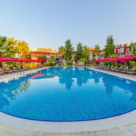 Justiniano Deluxe Hotell 5*