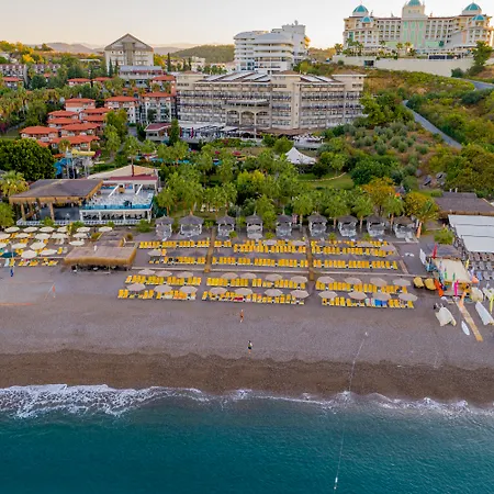 Justiniano Deluxe Hotel Okurcalar